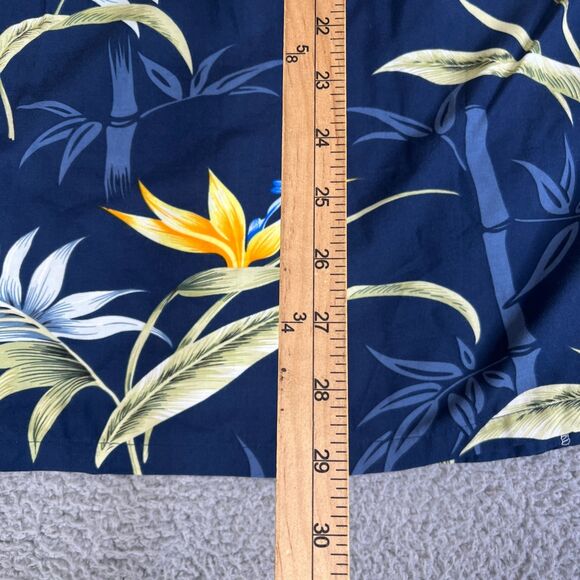 Paradise Found Hawaiian Shirt Mens M Blue Bamboo Floral Button Aloha Vacation - Picture 7 of 9